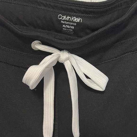 Calvin cropped jogger - Picture 5 of 9